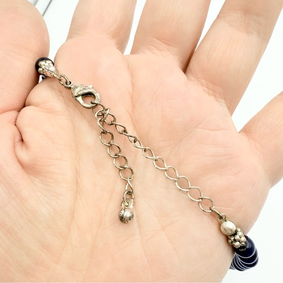 Avon Blue Glass Cat's Eye Silvertone
Beaded Choker Necklace - Picture 8 of 8